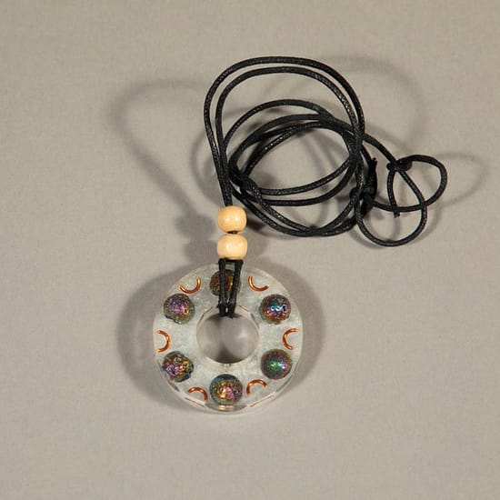 96316 -  Organite Pendant Holographic With Wood Bead